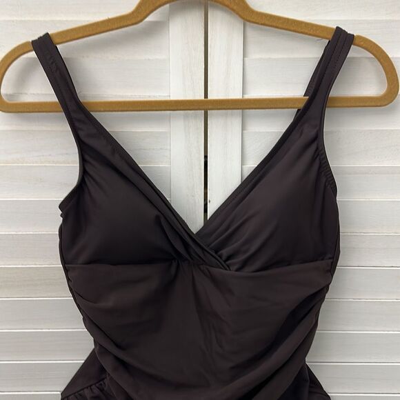 Trimshaper Swimsuit Size 10 One Piece Dark Muted Purple - Picture 3 of 14